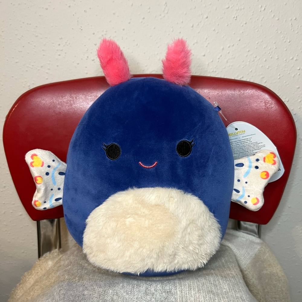 NWT‎ 8” *RARE* Luya
